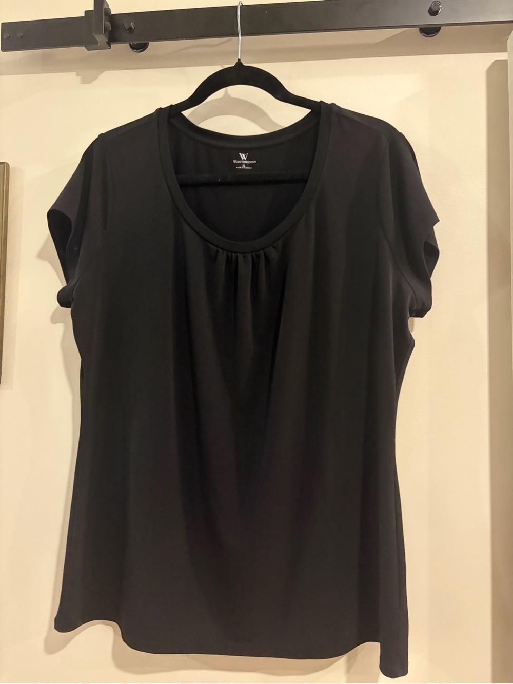 Worthington Black Scoop Neck Short Sleeve Top